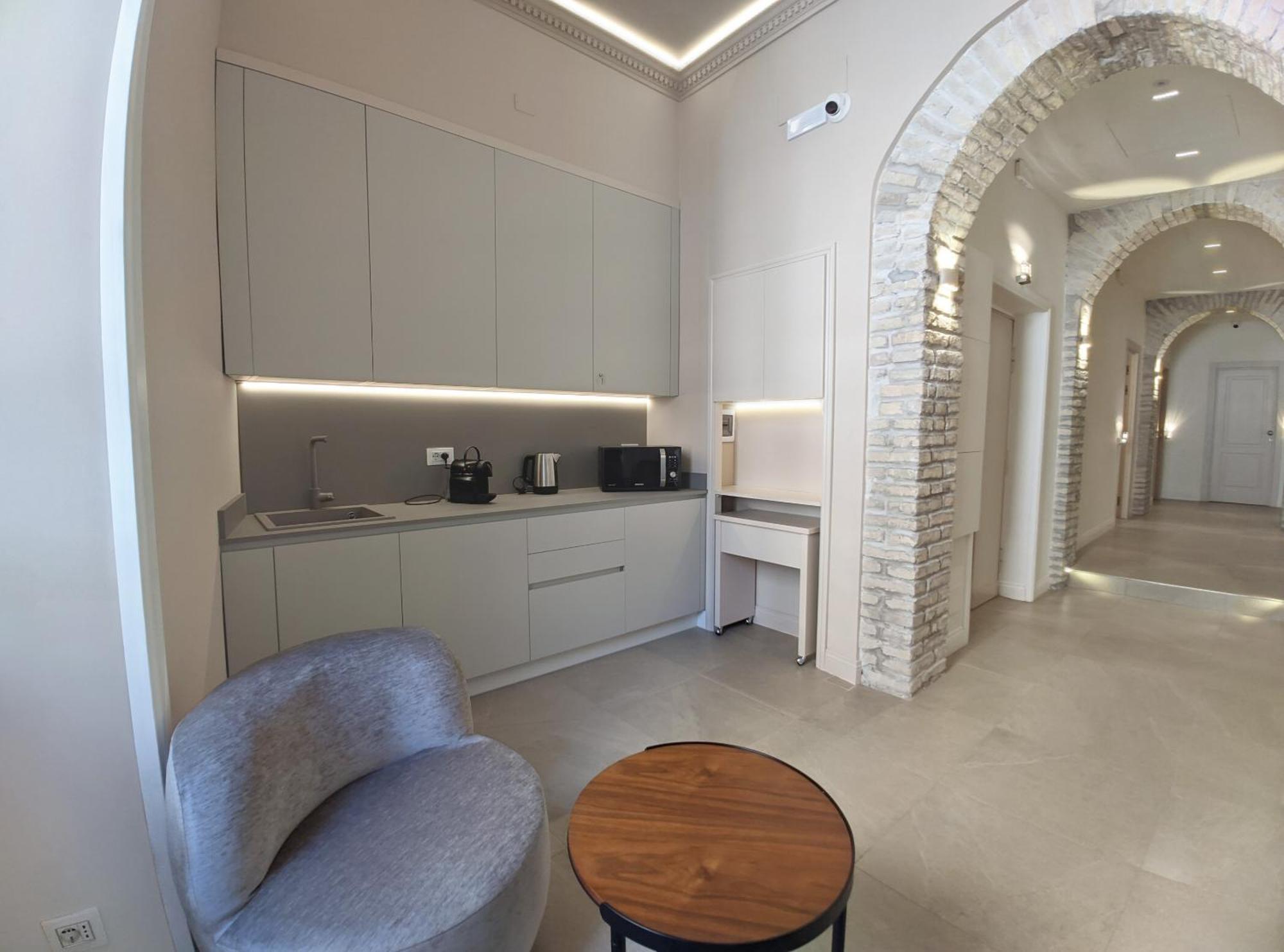 Astom Suites Rome Exterior photo