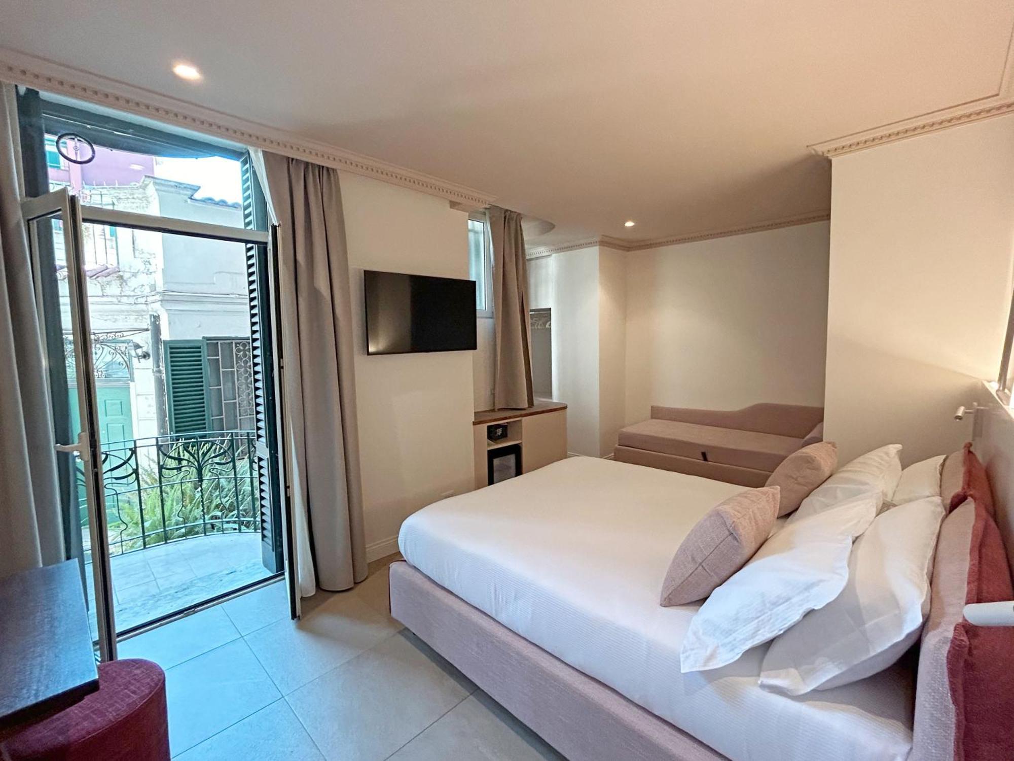 Astom Suites Rome Exterior photo