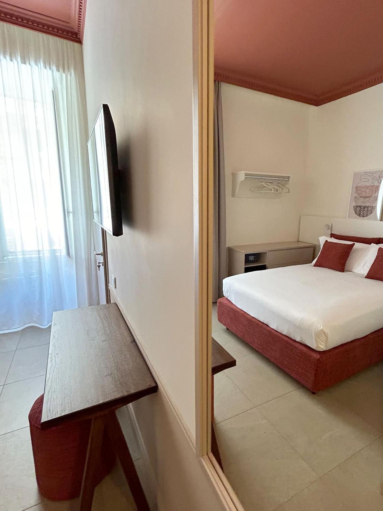 Astom Suites Rome Exterior photo